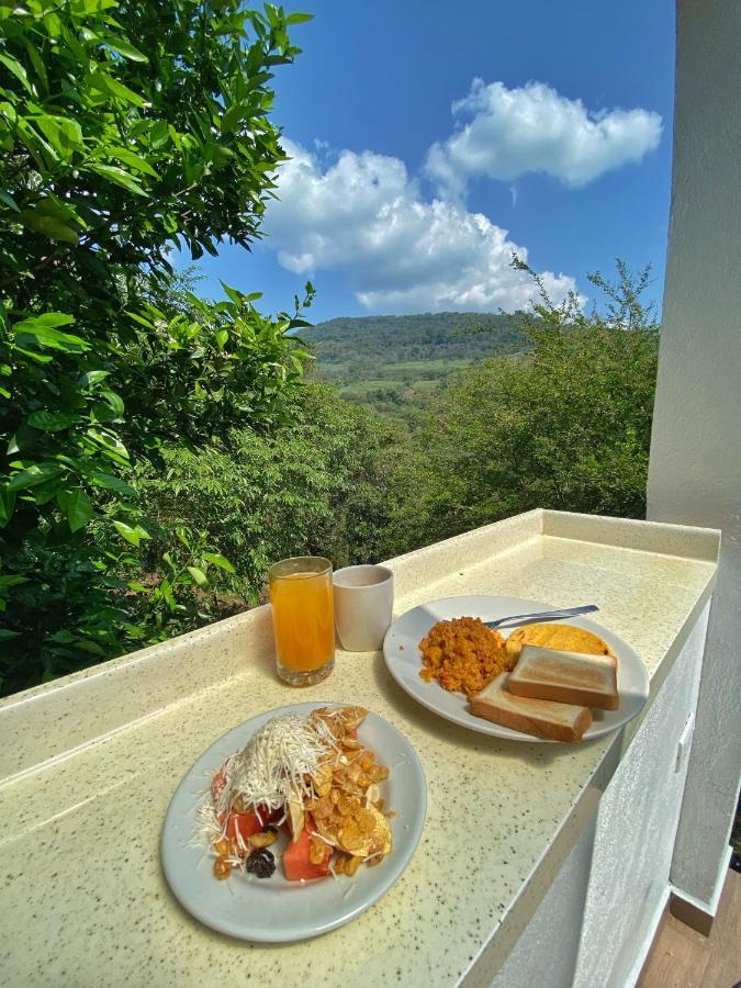 Cielo Abierto Glamping Hotel Valle de San Jose ภายนอก รูปภาพ